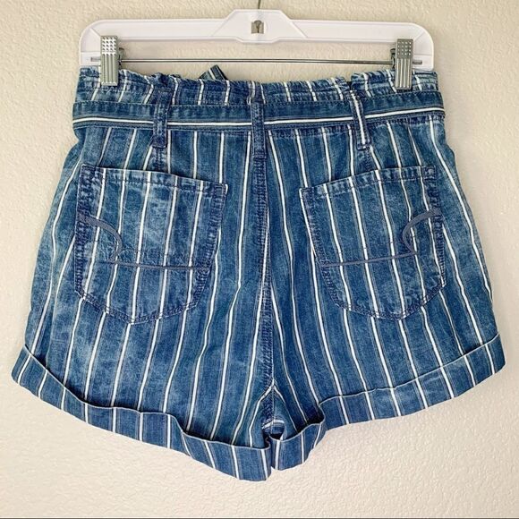 American Eagle NWT Size 4 Blue Super High-Waisted Striped Paperbag Short - Picture 7 of 14